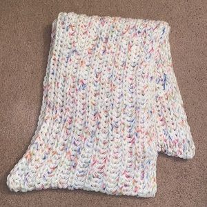 LA Hearts crocheted infinity scarf